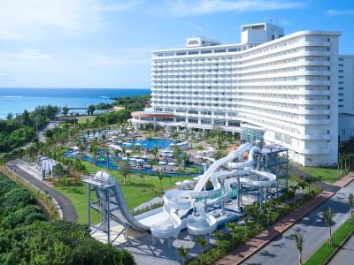 グランドメルキュール沖縄残波岬リゾート（旧ロイヤルホテル沖縄残波岬）の最新画像